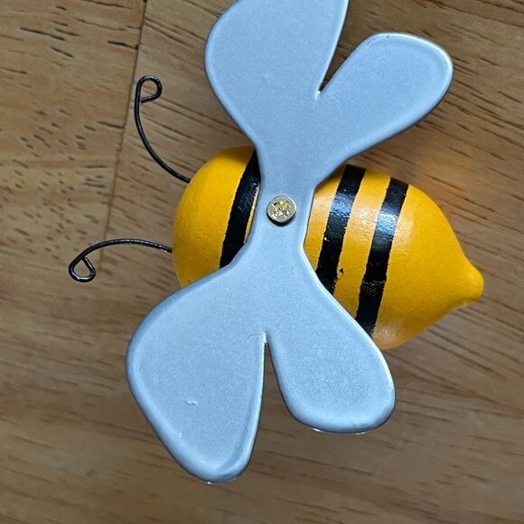 Honey Bee Decor & Crafting Lot - Over 350 Pieces in Lot - Picture 12 of 16